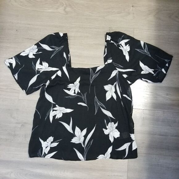 Love fire blouse  - Picture 7 of 7